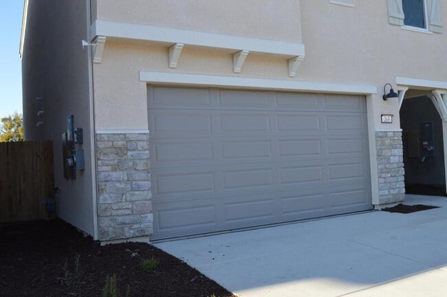 Photo - 263 Shafer Ave House