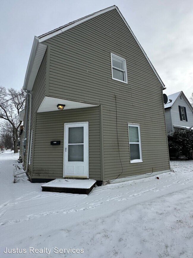Building Photo - 3 br, 2 bath House - 642 N Sexton St