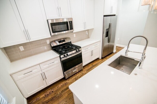 Foto del edificio - 757 Washington St