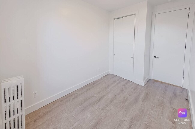 Foto del edificio - 30-44-44 32nd St