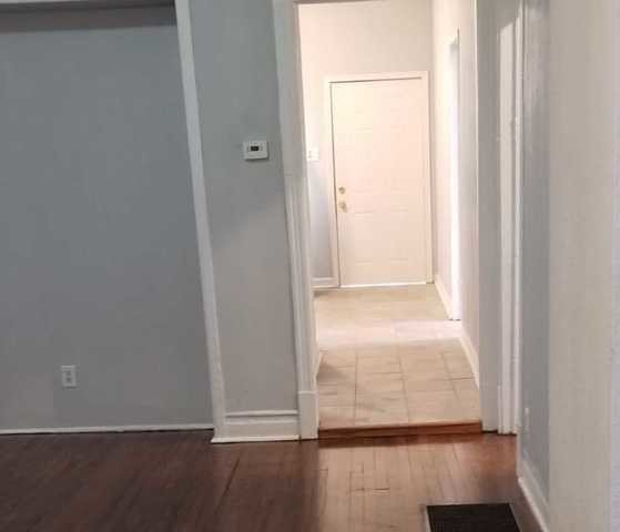 Building Photo - 1439 W 51st St