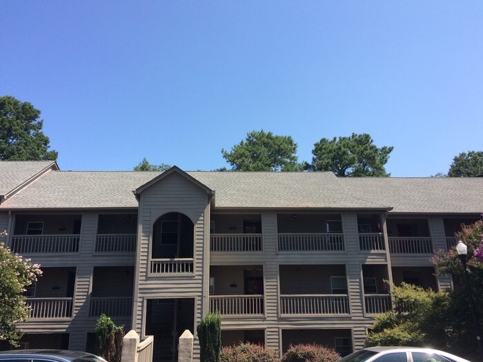 Primary Photo - 124 Edgewater Ln