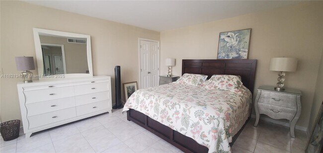 Foto del edificio - 2800 N Ocean Dr