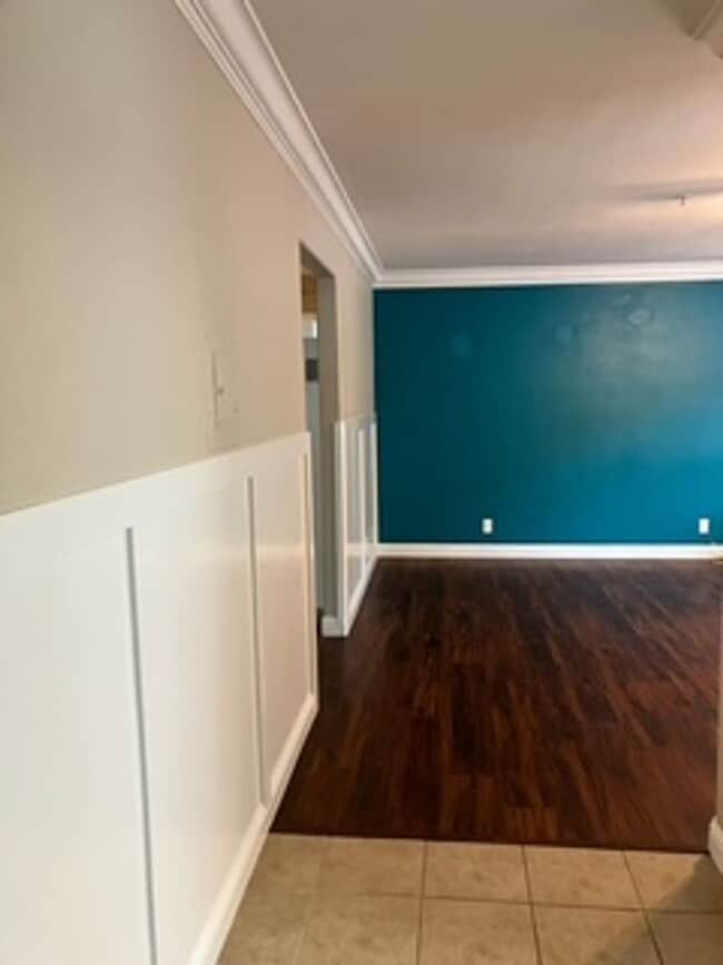 Building Photo - Charming 2 Bedroom, 2 Bathroom Condo in Sa...