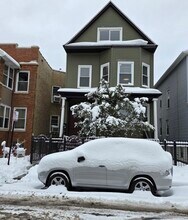 Building Photo - 3049 N Avers Ave