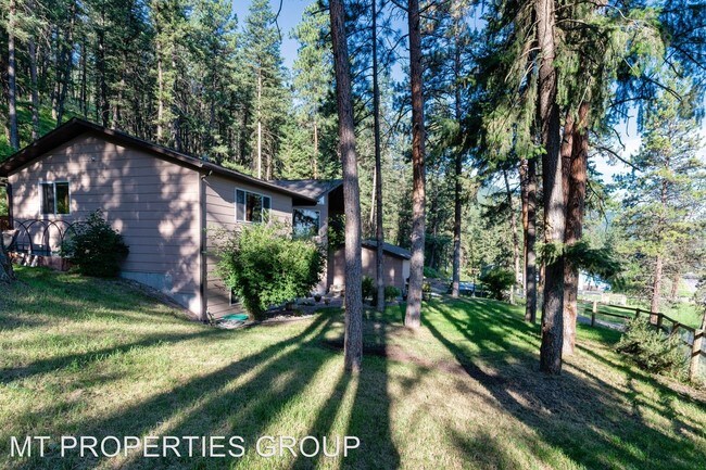 Building Photo - 3 br, 3 bath House - 1219 Big Flat Rd