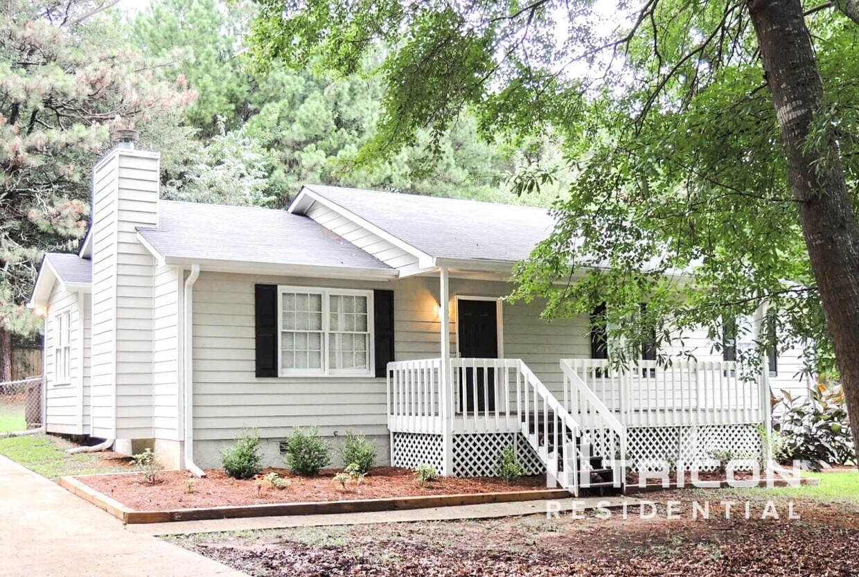Foto principal - 89 Village Dr