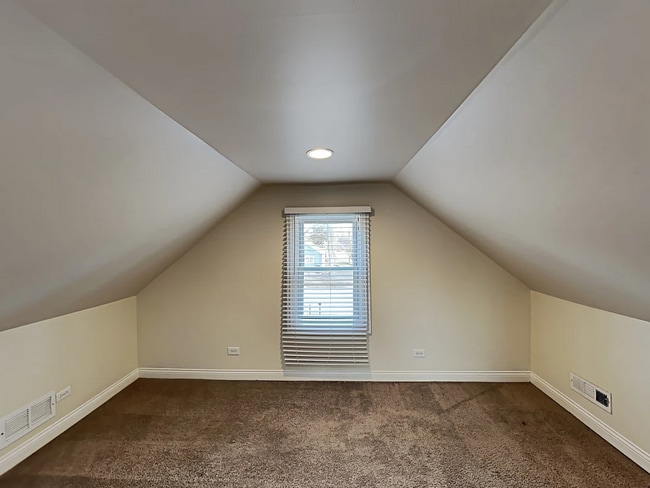 Foto del edificio - 10003 Merrimac Ave