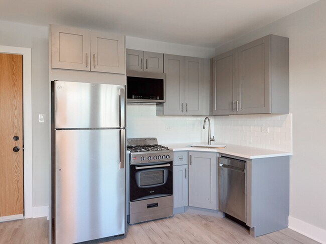 Foto del edificio - 373 Hazel Ave