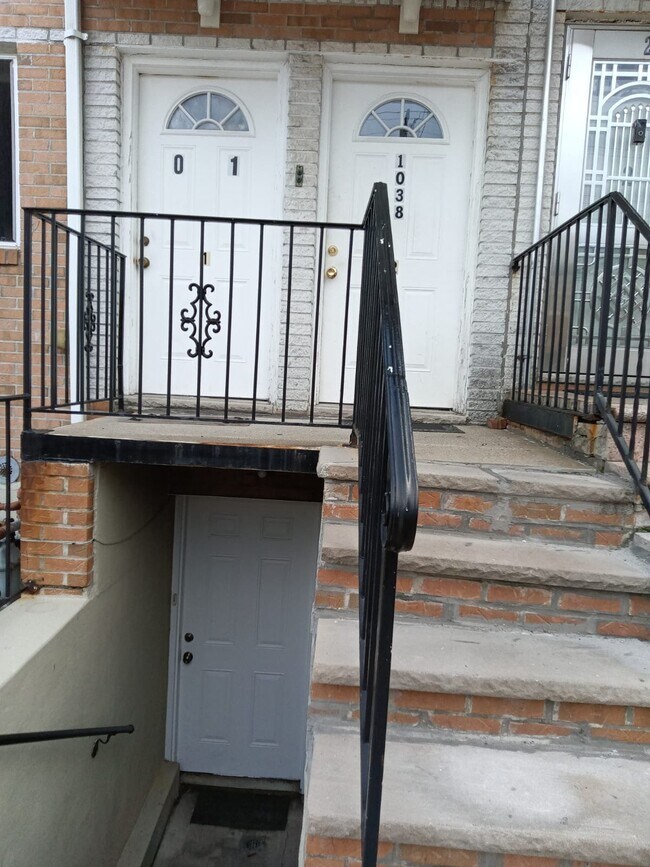 Foto del edificio - 1038 E 217th St