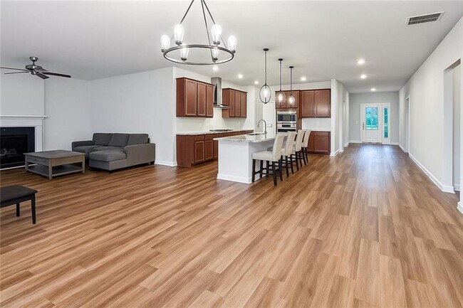 Foto del edificio - 3620 Summerpoint Crossing