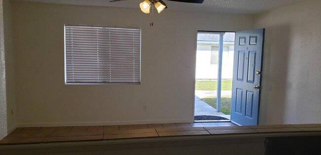 Foto del edificio - 9917 Stobaugh St