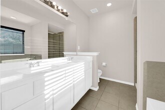 Building Photo - 3001 Wedgewood Bay Ct