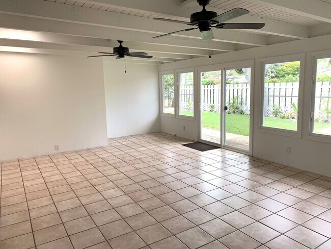 Building Photo - Spacious 3-bedroom, 2 bath home in Kailua