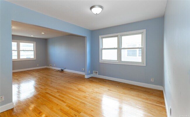 Building Photo - 145-48 226th St