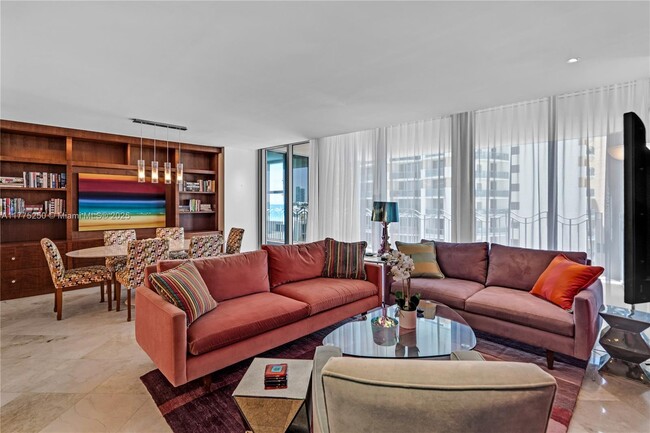 Building Photo - 1500 Ocean Dr