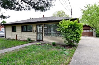 Building Photo - 9909 Plaudit Way