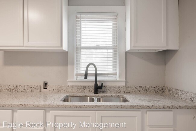 Building Photo - 1 br, 1 bath House - 9000 McCain Road