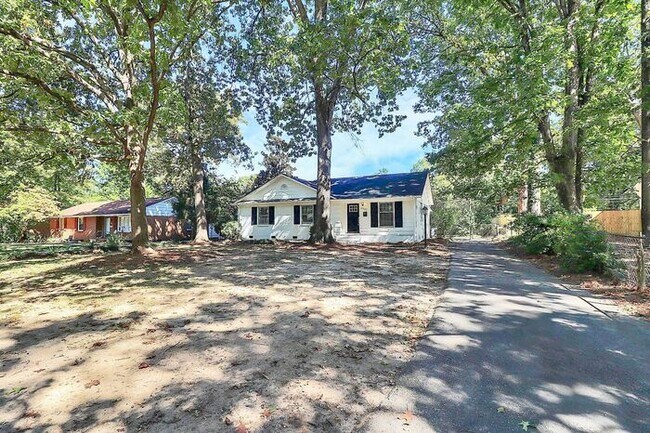 Foto del edificio - 3BD/2BA Ranch Home in Windsor Park!