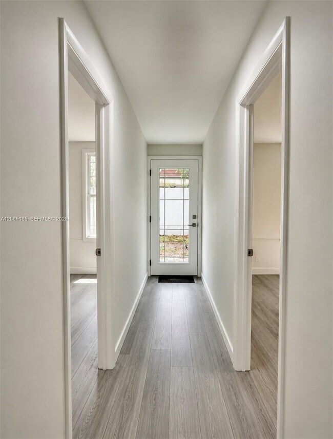 Foto del edificio - 3540 NW 38th Terrace