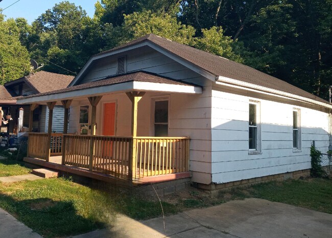 Building Photo - 3218 Simpson Rd