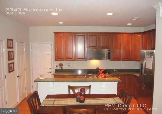 Building Photo - MOVE IN READY POTOMAC CLUB