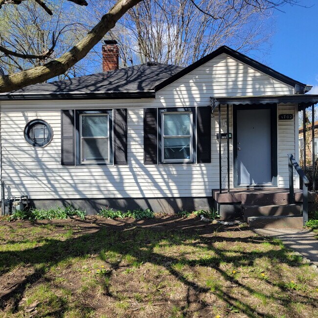 Foto del edificio - Cozy west side home!