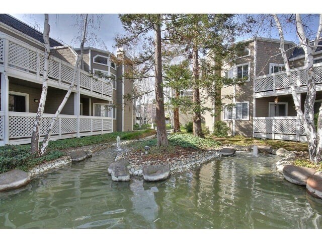 Foto principal - 4894 Lakebird Ct