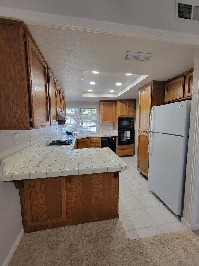 Foto del edificio - Charming single-family home in Briggs Ranch neighborhood!