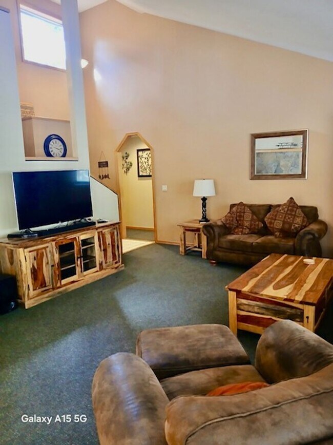 Building Photo - 58120 Gannet Lane, Lot #27, Sunriver OR 97701