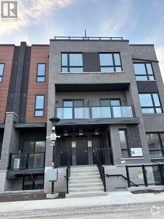 Building Photo - 14-14 Lytham Grn Cir