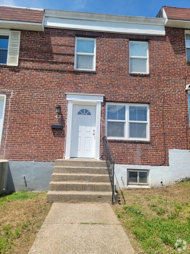 Building Photo - 3242 Westmont Ave