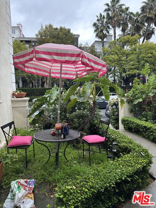 Foto del edificio - 5564 W 6th St