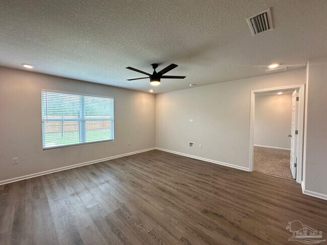 Foto del edificio - 1929 High Rdg Ct