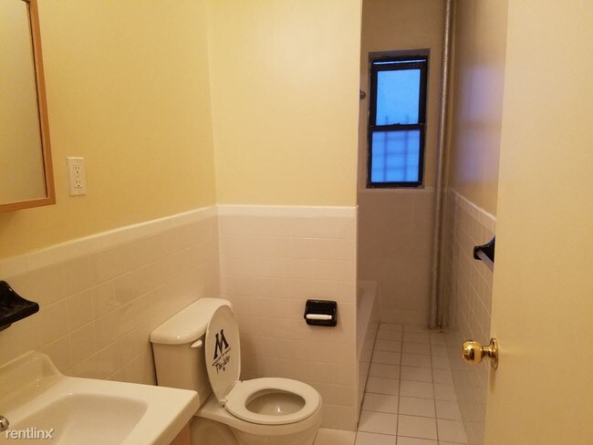 Foto del edificio - 574 W 192nd St