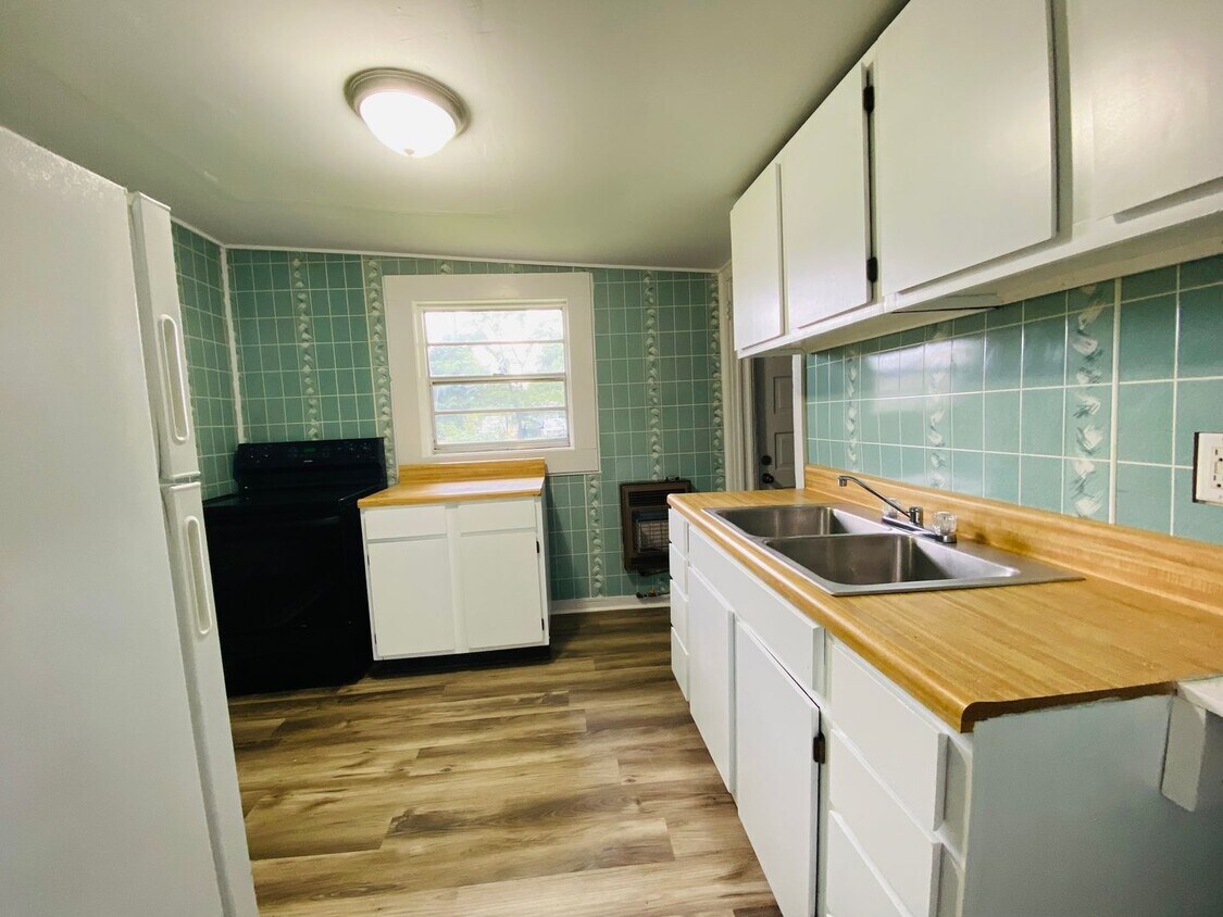 Foto del edificio - Charming 1 Bed, 1 Bath – Walk to JSU Campus!