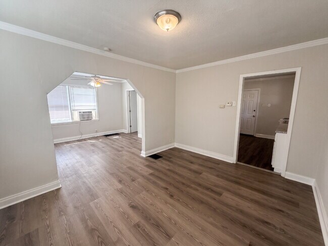 Foto del edificio - Breckenridge Hills - 1 Bed | 1 Bath | Ranch | ~0.19 Acres
