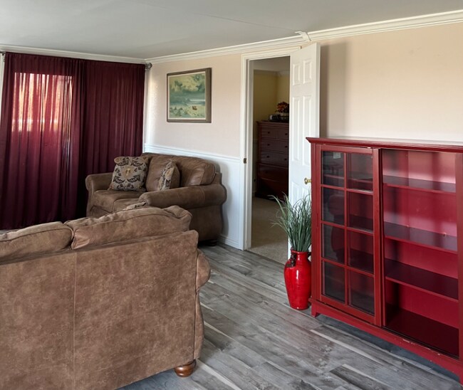 1075 E 4895 S, Salt Lake City, UT 84117 House Rental in Salt Lake