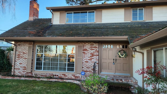 Building Photo - 11389 Betlen Dr