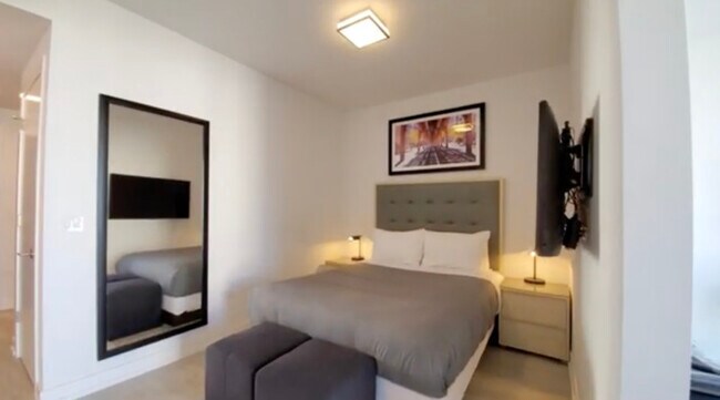 Foto del edificio - 157 W Division St