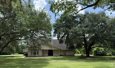 Building Photo - 831 Avenue L