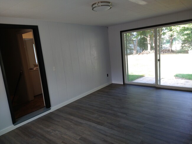 mudroom - 422 W Melody Ave