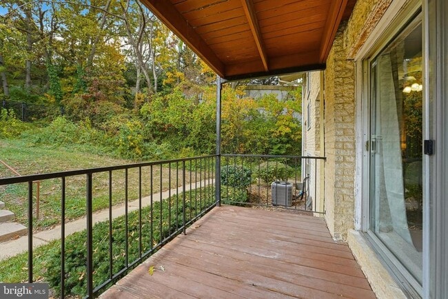 Foto del edificio - 5406 85th Ave