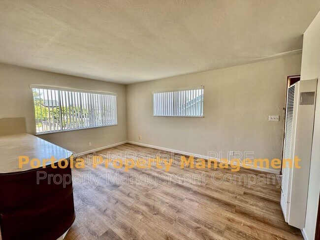 Building Photo - 127 Younger Way