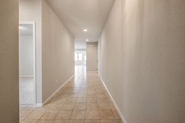 Foto del edificio - Cozy 3 Bedroom, 2 Bath Single-Story Home i...
