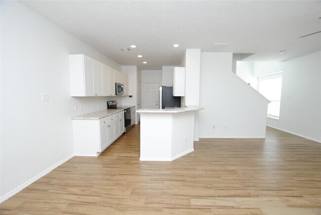 Foto del edificio - 3212 Victorian Manor Ln