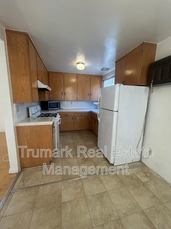 Foto del edificio - 4401 Clayton Ave W