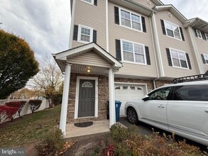 Building Photo - 2 Alfred Ave