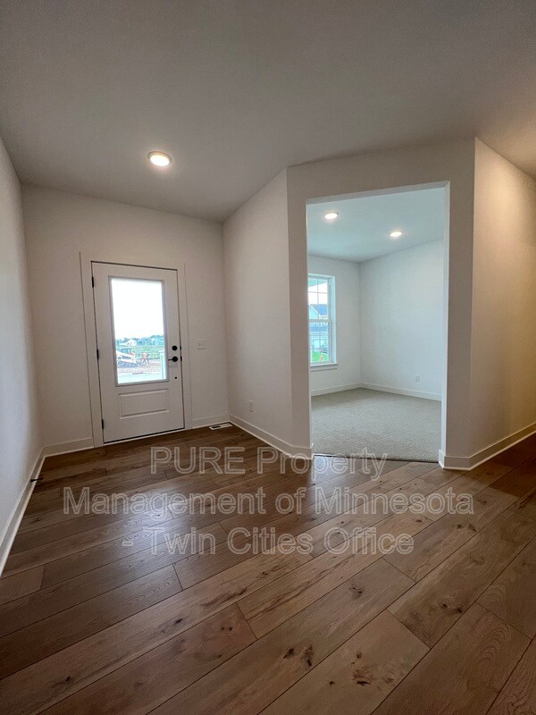Foto del edificio - 10334 McGregor Blvd