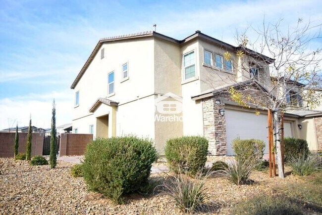 Foto del edificio - Move In Special! Renters Warehouse proudly presents this beautiful 4-bedroom home in gated community